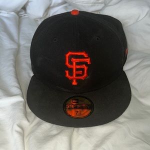 Black San Francisco Giants fitted cap
